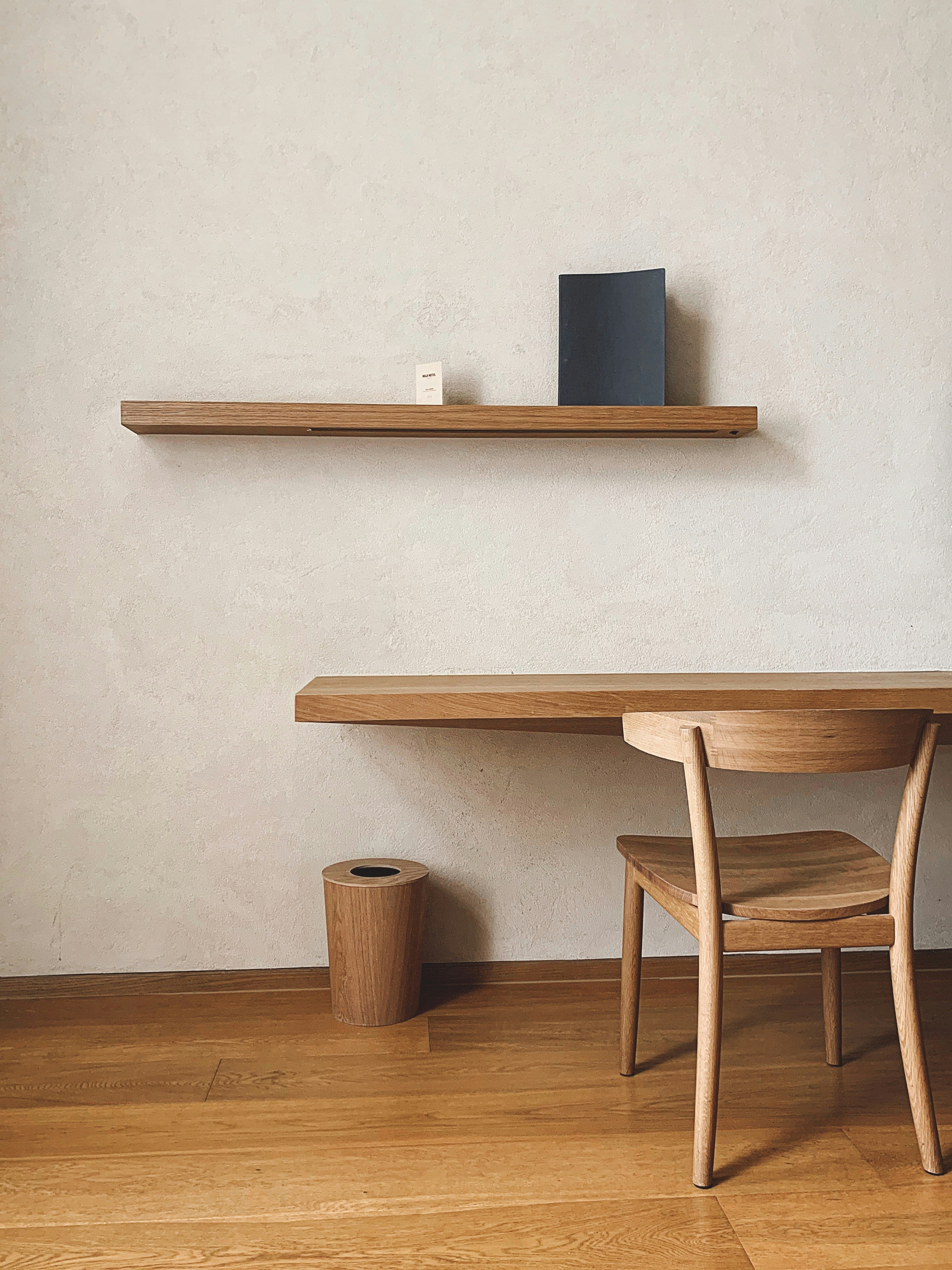Stilvoll und praktisch: Die Vorteile von Möbelfolien für ein modernes Ambiente.